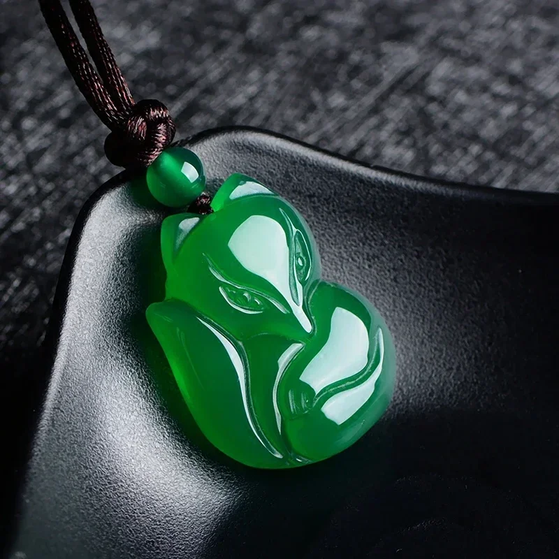 Men'S Fashion Jewelry - Jade Fox Necklace Pendant Natural Green